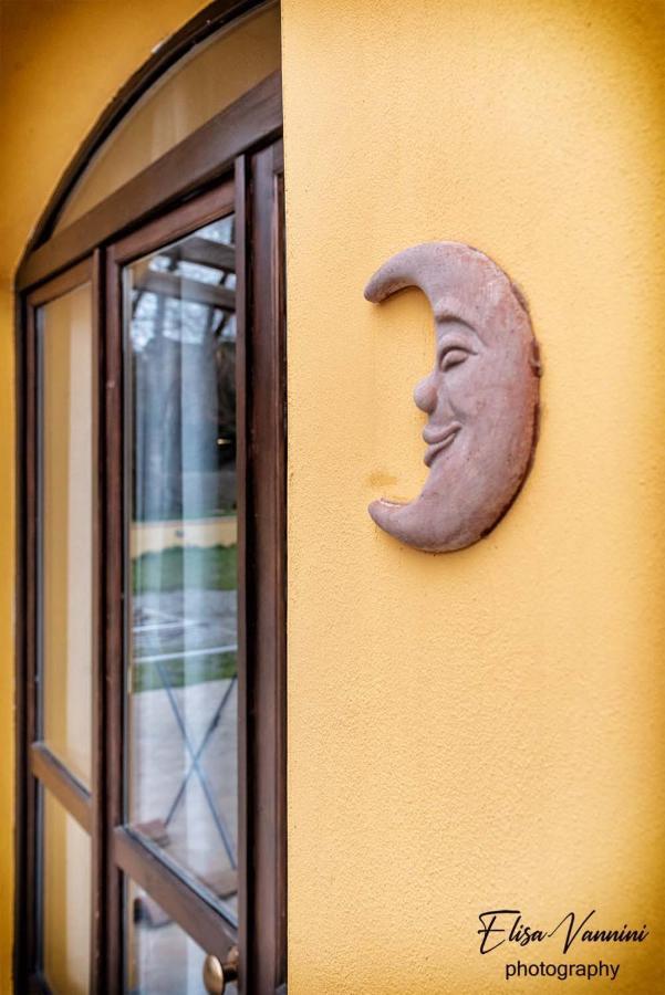 Appartamento Sole-Luna Colleoli Kültér fotó